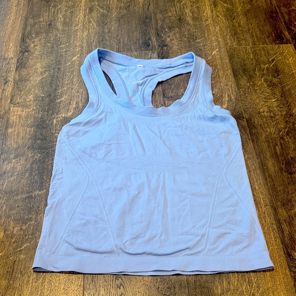 ATHLETA MOMENTUM SEAMLESS TANK CROP LENGTH